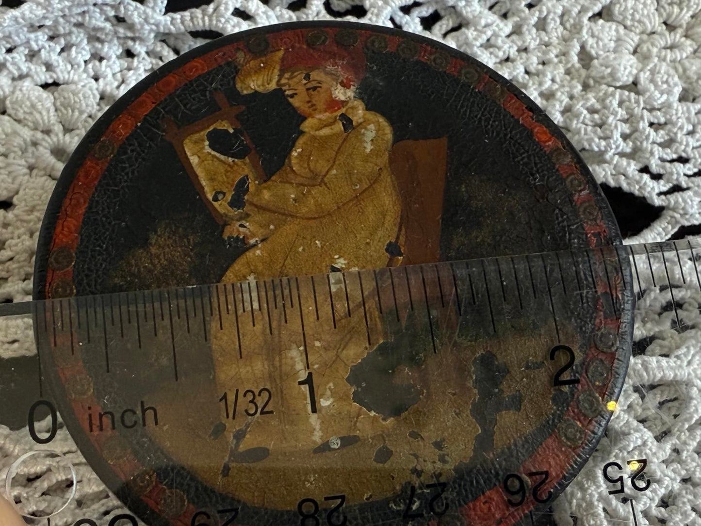 Antique Hand Painted Lacquer Snuff Box, Papier-mâché early 1800's sitting woman