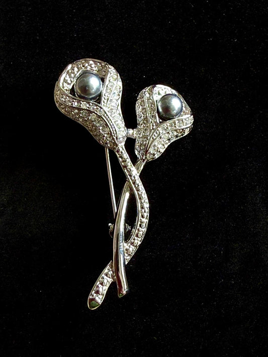 Vintage Calla Lily Silver Tone Rhinestones Pave & Faux Gray Pearls Brooch Pin