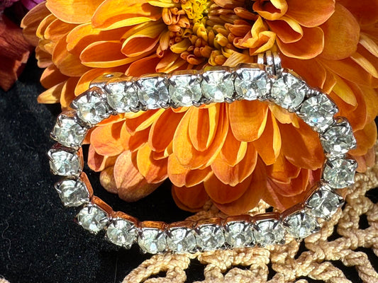 Vintage Rhinestone Oval Brooch Pin silver tone