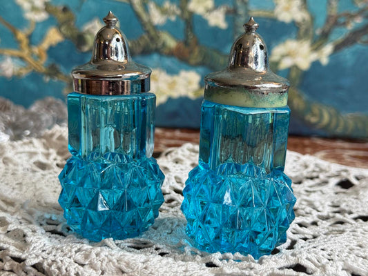 Vintage Aqua Blue Glass Salt & Pepper Shakers Indiana Glass Diamond