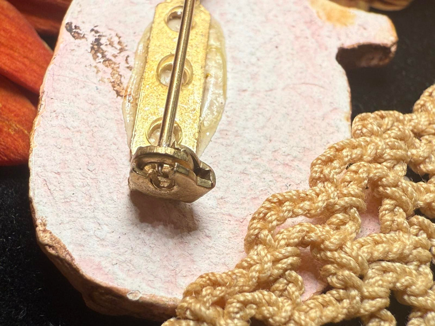 Folk Art Pig Pin Hand Made Piggy Flat Vintage Resin