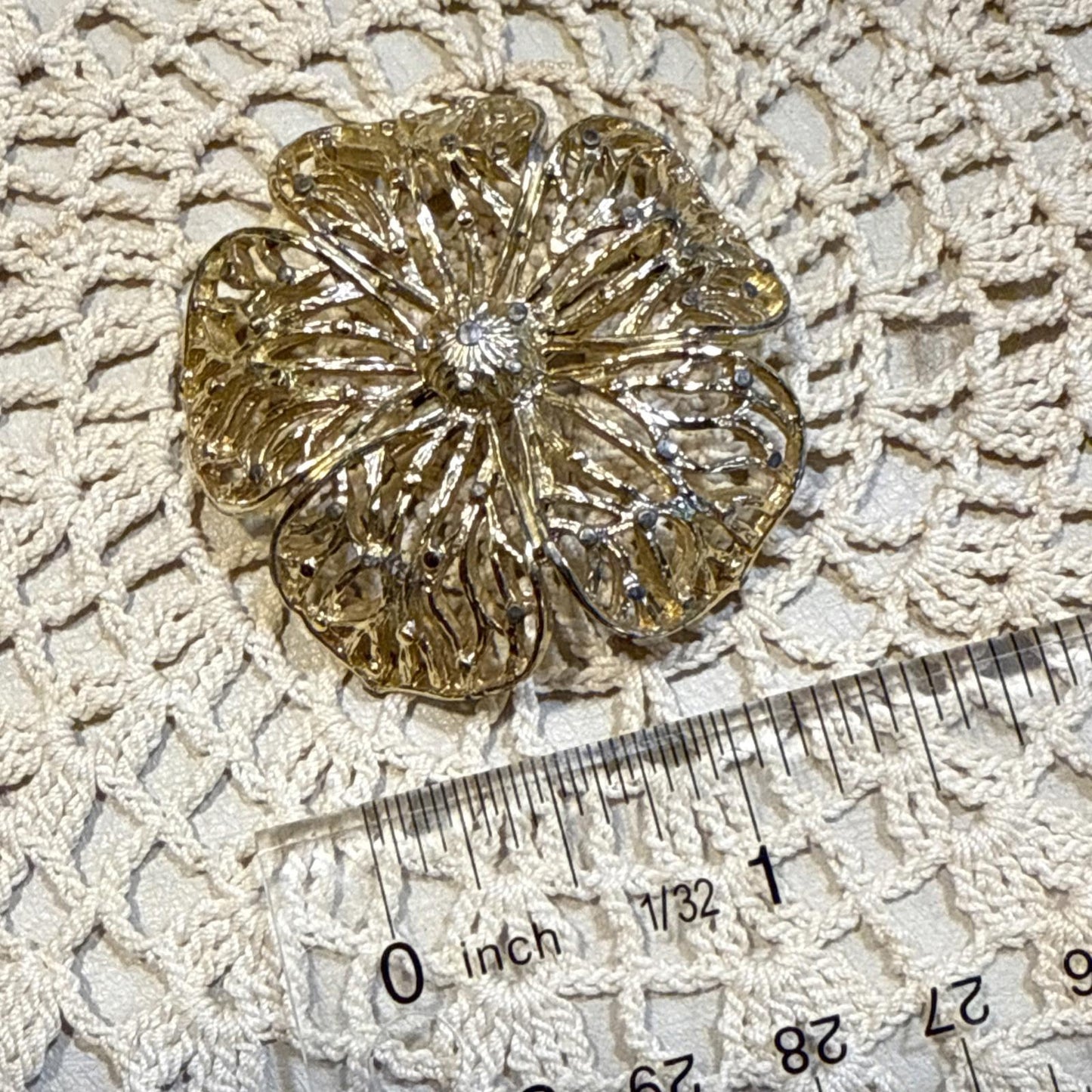 Gerry Vintage Signed Large Ornate Flower Brooch Gold Tone