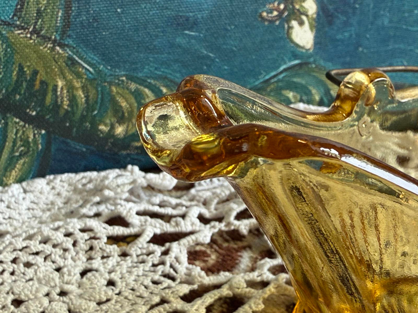 L.E. Smith Yellow 'Coal Buck' Ashtray with metal handle Smith Glass