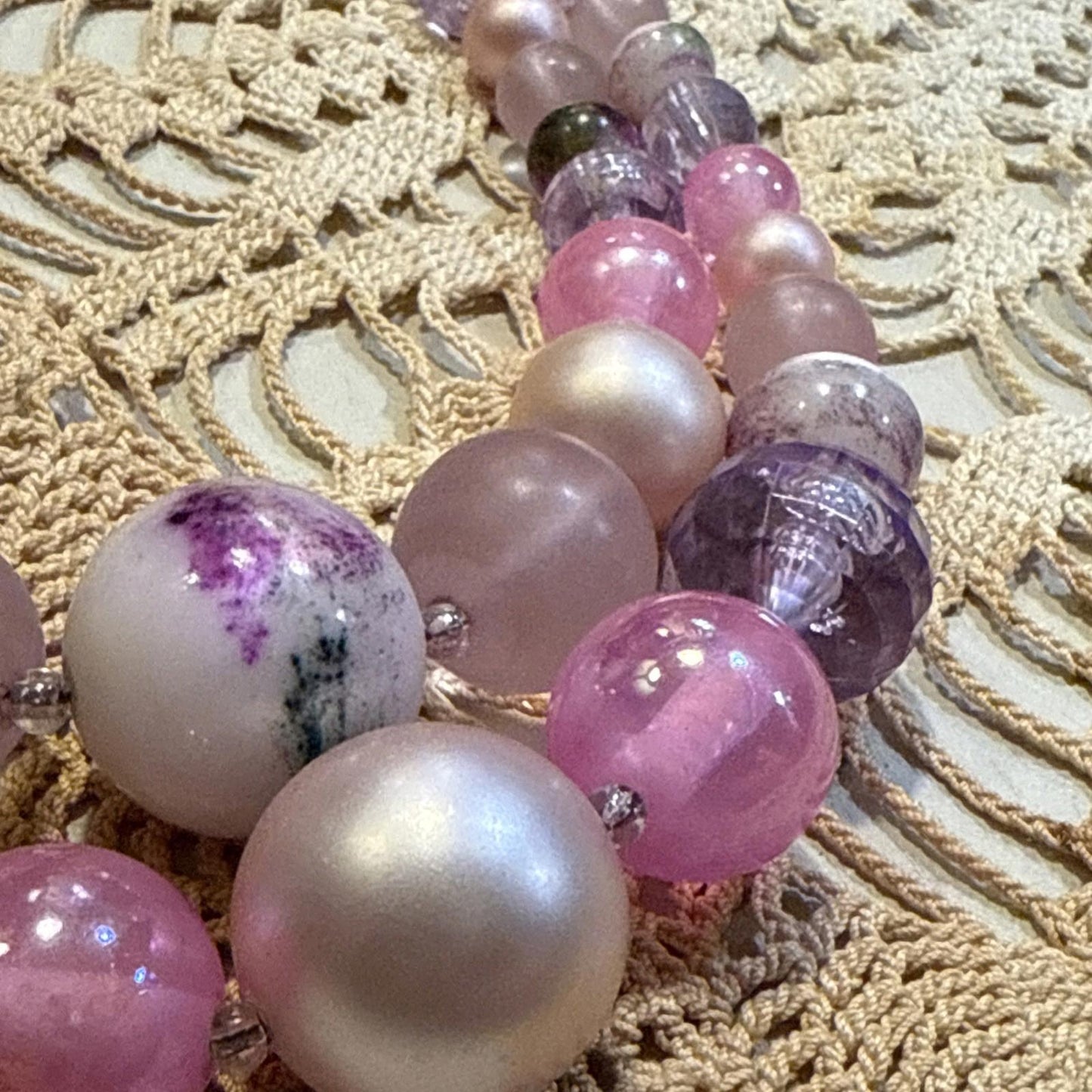 VTG Karu Arke Pink \ Purple Beaded Collar Choker Double Strand Necklace
