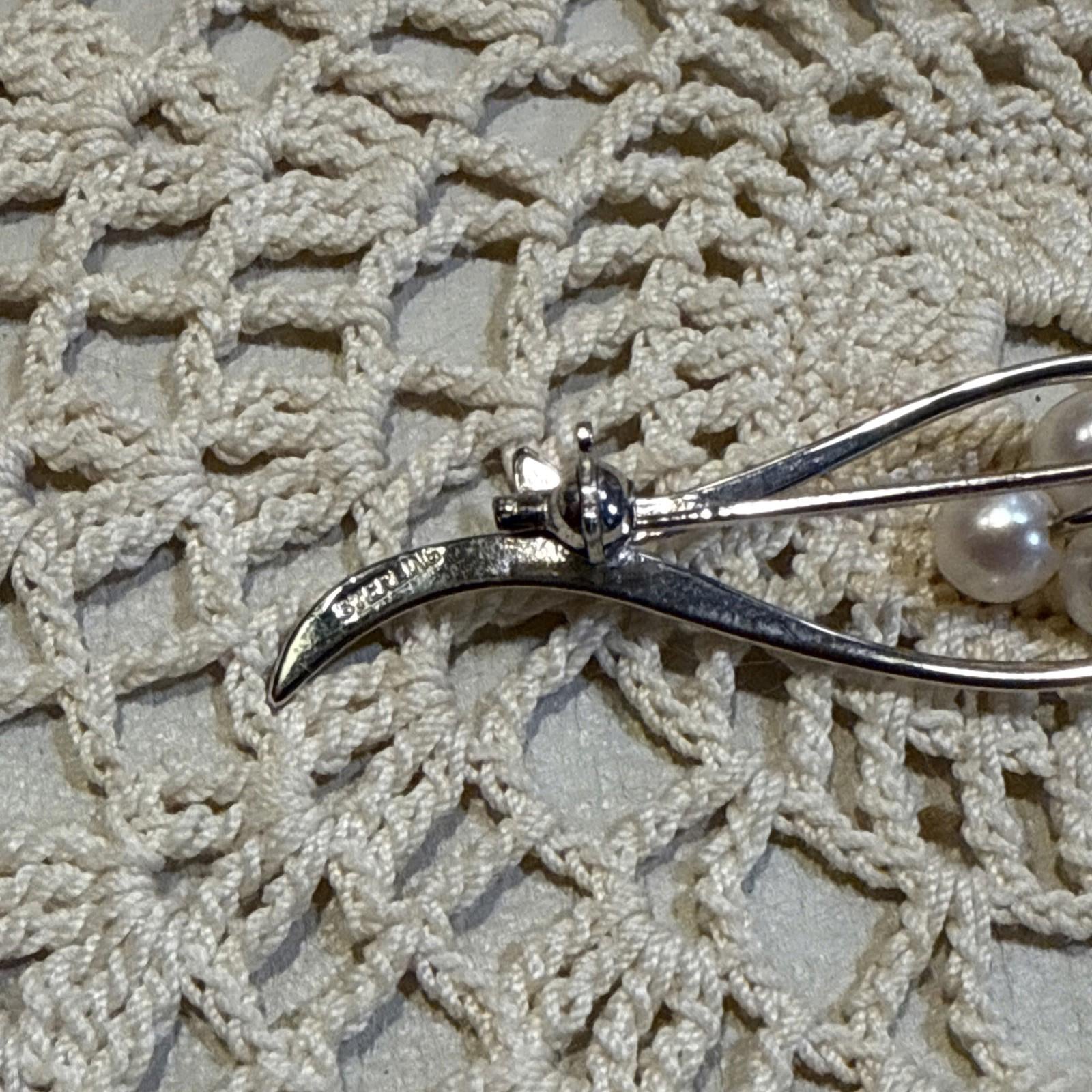 Vintage Pearls with Leaf Sterling Silver 925 Brooch Pin