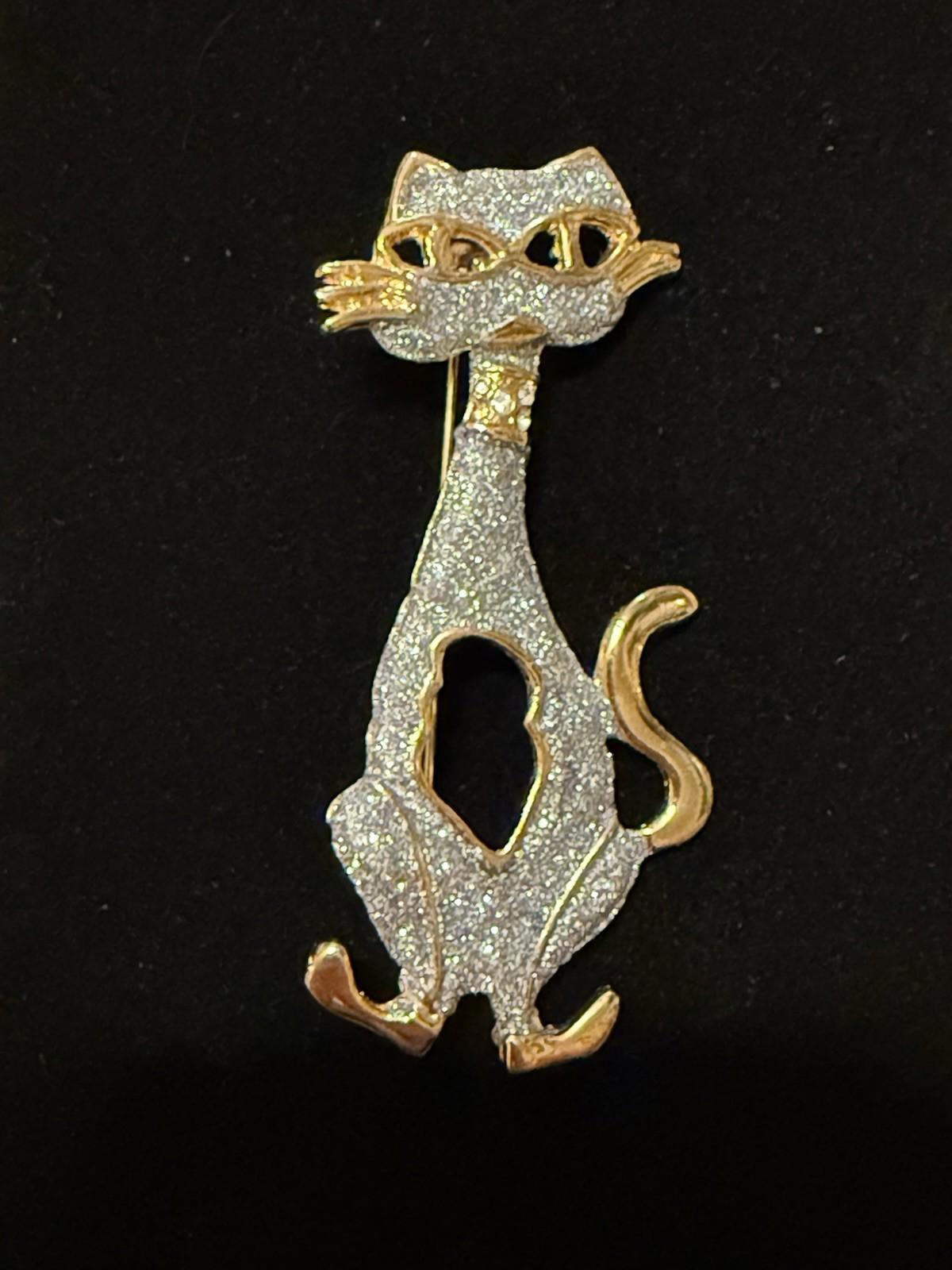 Cat brooch gold tone sparkly enamel Silver Glitter Body Vintage