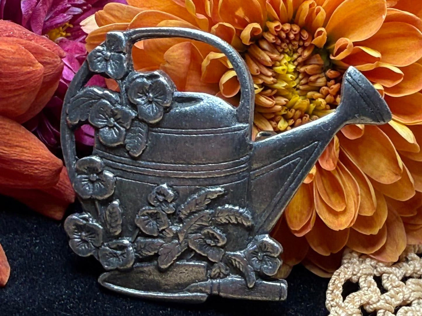 Watering Can Pinback Flowers Spade Birds & Blooms Limited Edition 2000 Pewter
