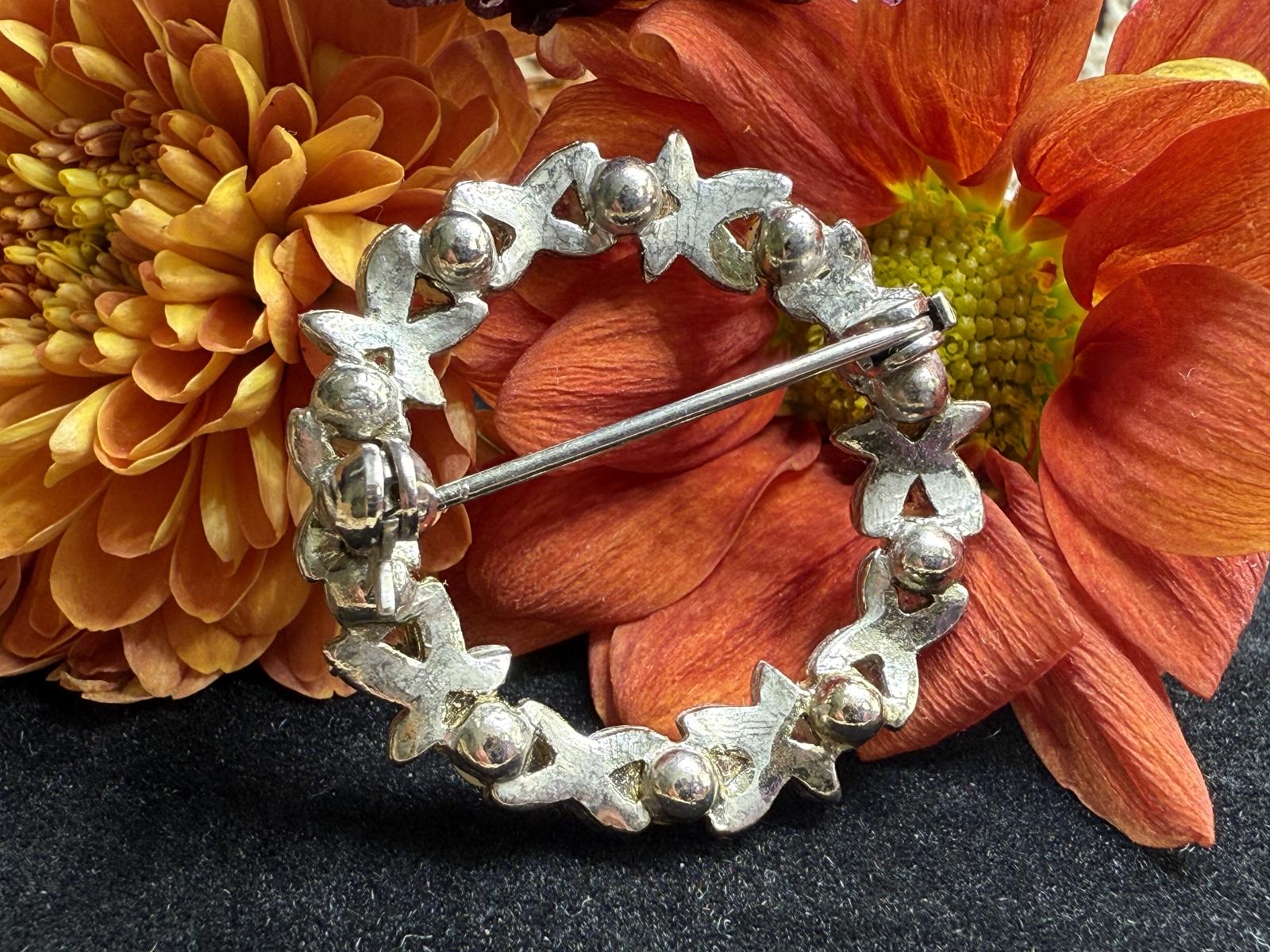 Vintage Pearl Wreath Brooch