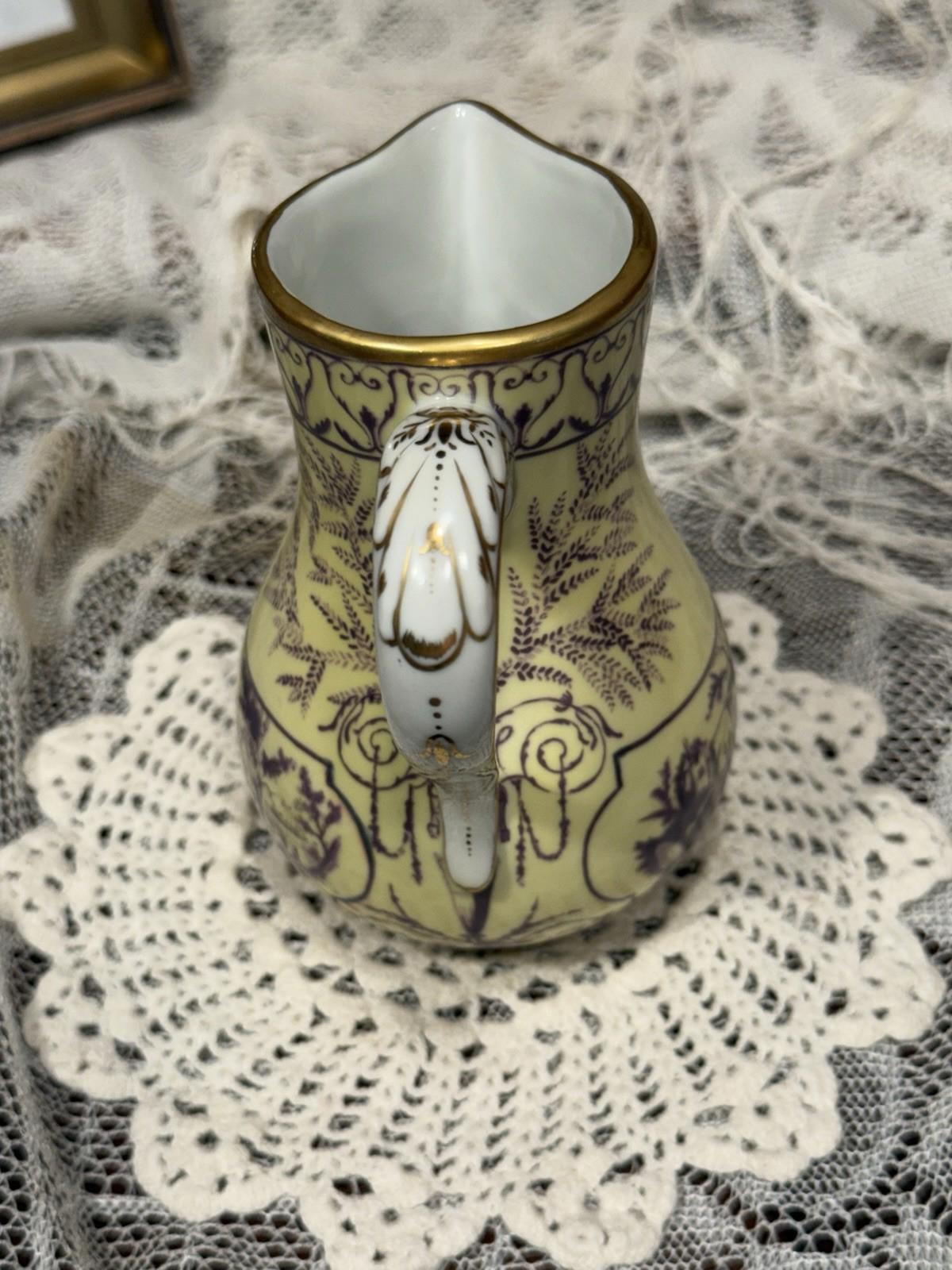 The Franklin Mint Creamer / pitcher 1989 porcelain gilt Vintage