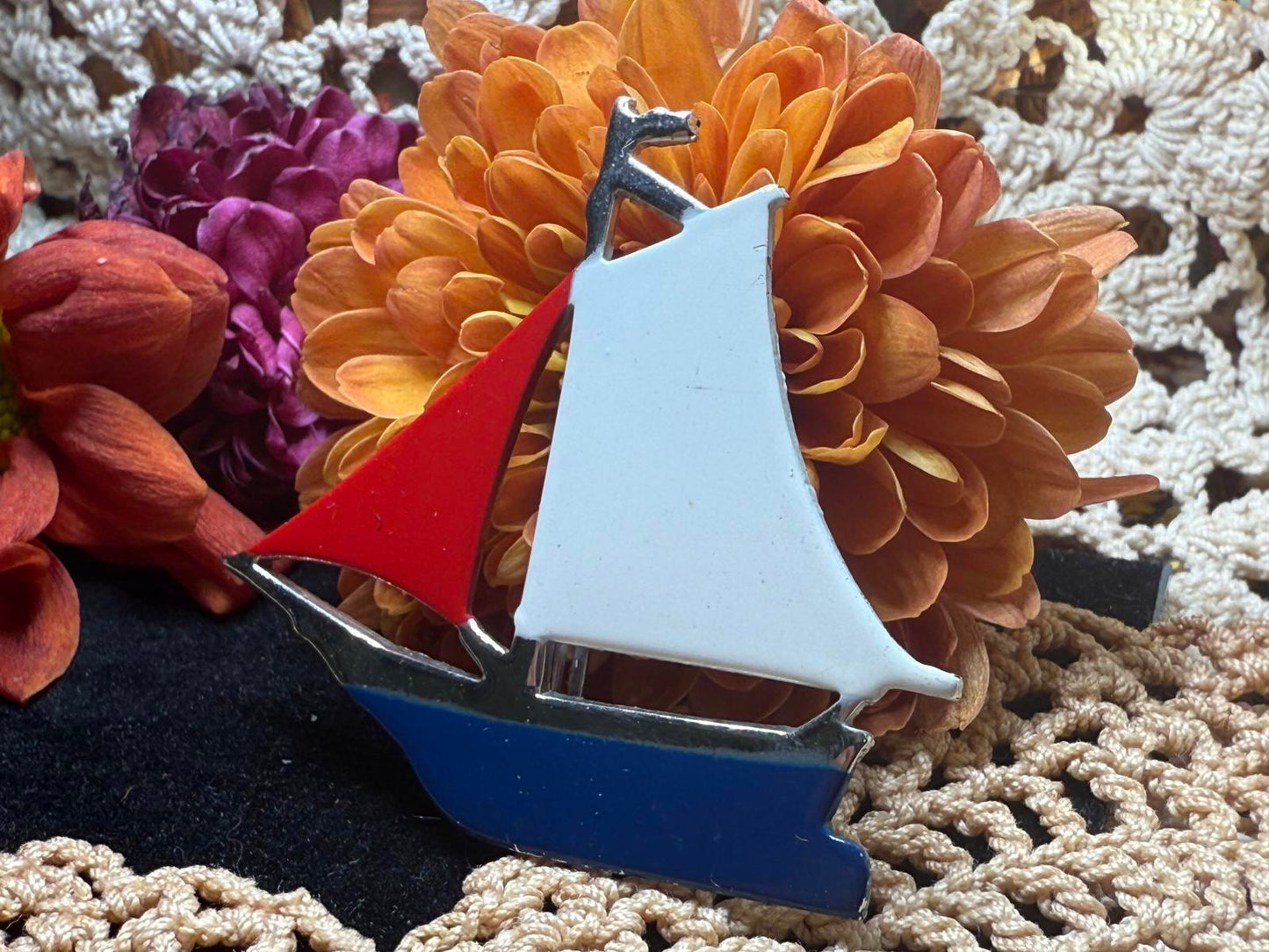 Small Red White & Blue Enamel Patriotic SIlvertone Sailboat Brooch Pin
