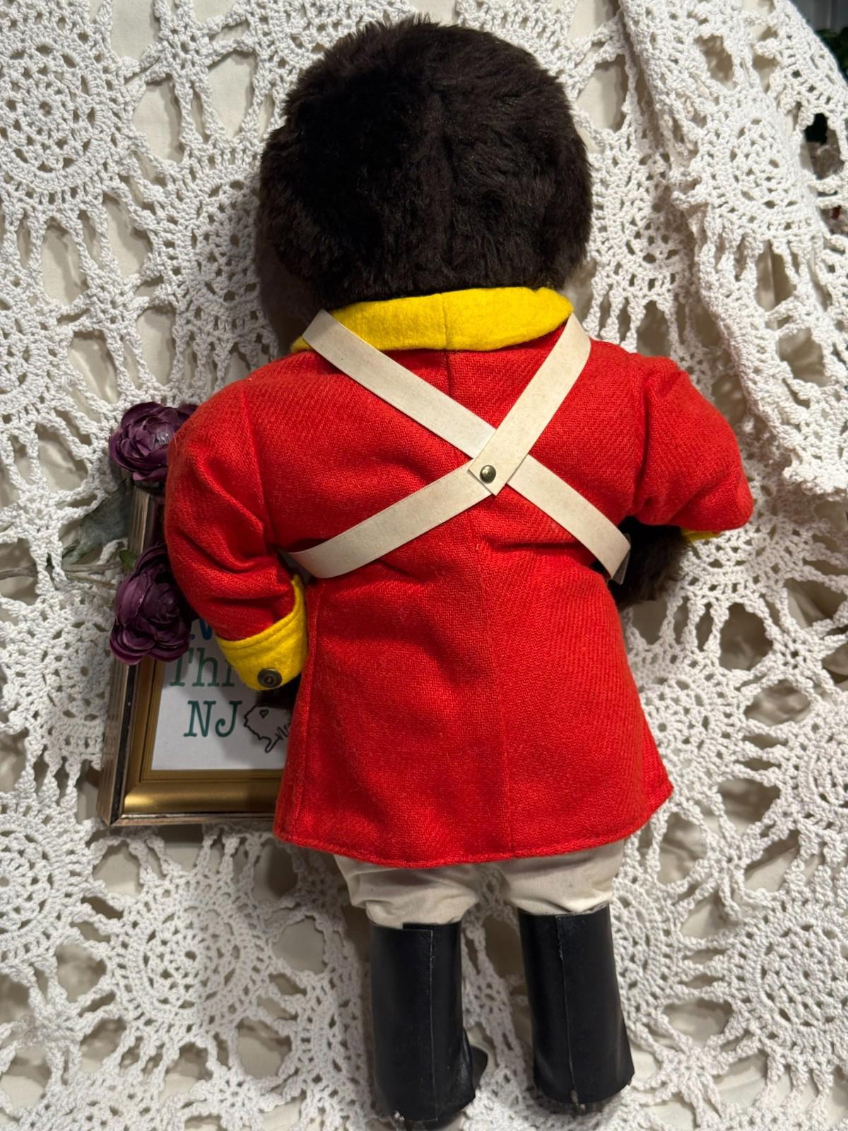 Abercrombie & Fitch London Owl Company British Grenadier Royal Army Red Coat
