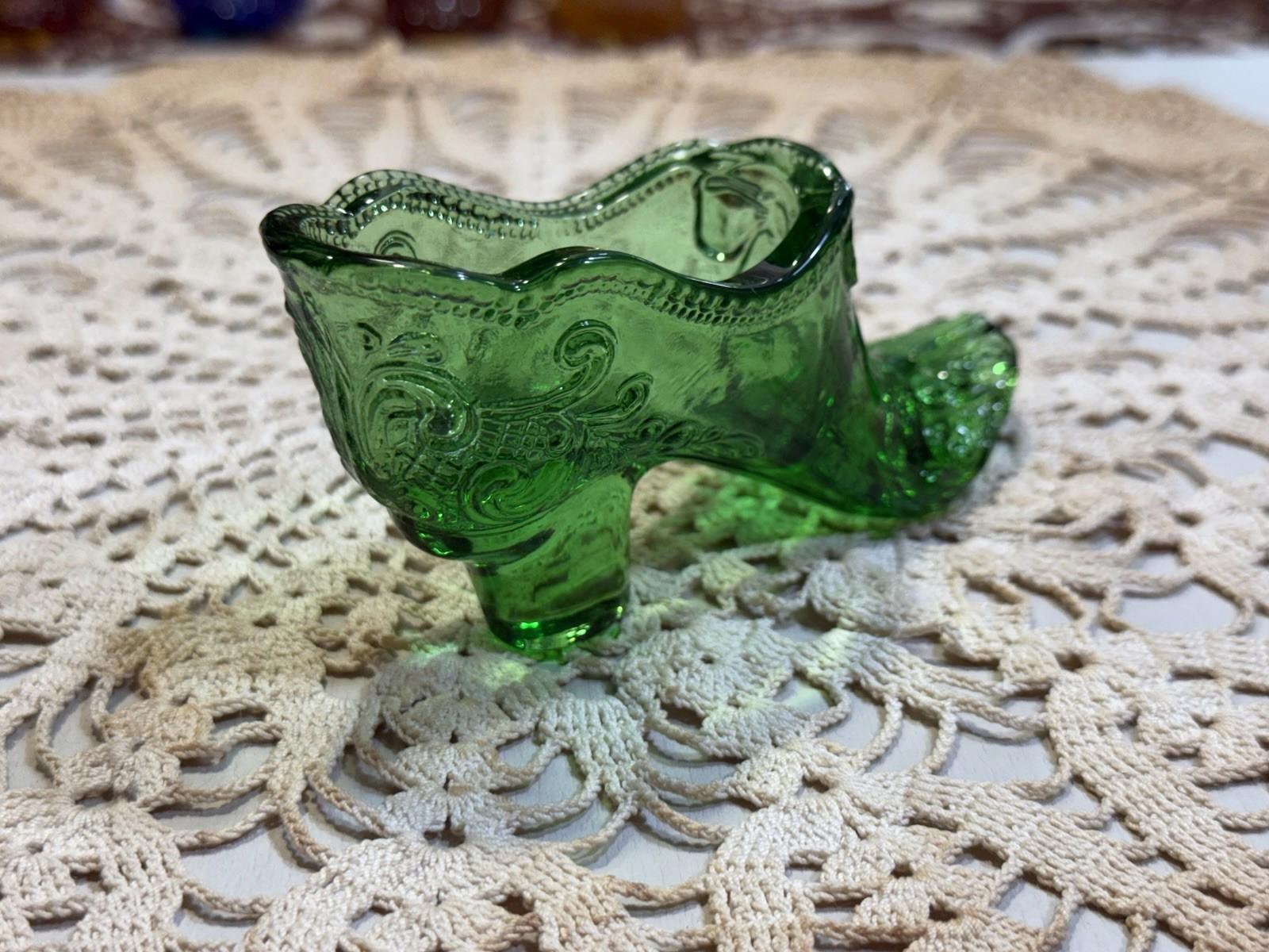 Vintage Mosser Victorian Style Green Miniature Glass Shoe Front Bow & Scrolls