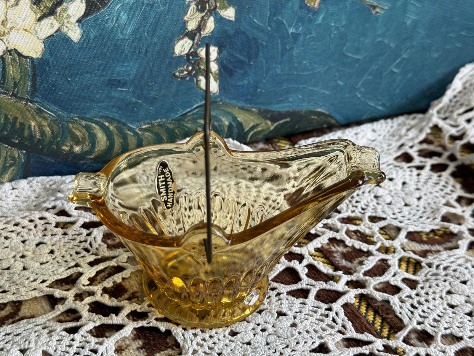 L.E. Smith Yellow 'Coal Buck' Ashtray with metal handle Smith Glass