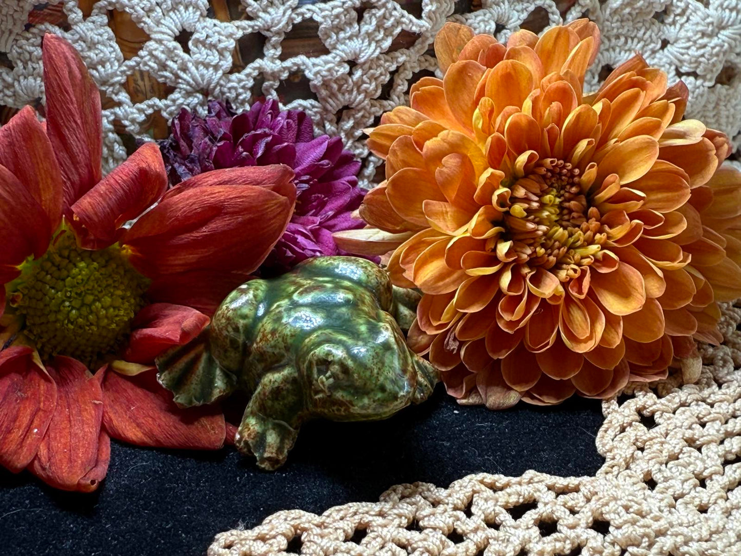 Vintage Coqui Frog Pin Brooch Coqui Green Ceramic