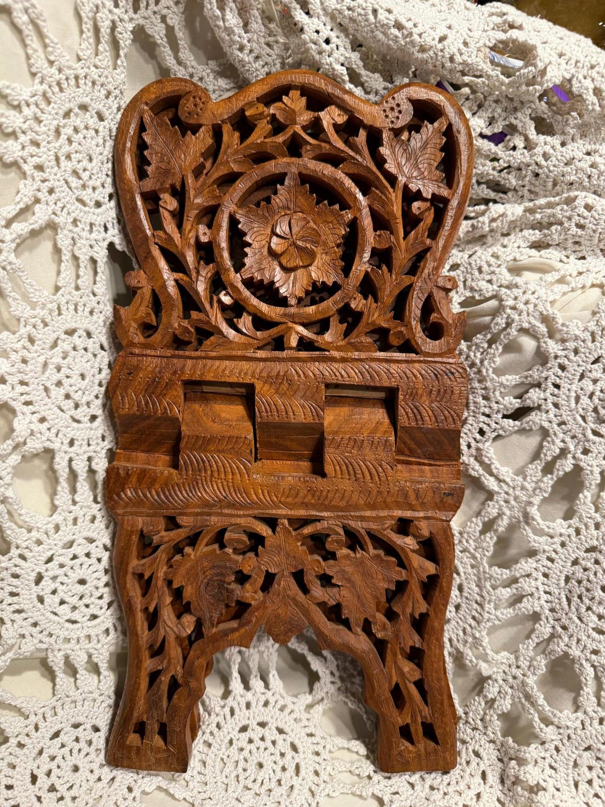 Vintage wooden hand carved book cookbook bible stand made in India sheesham wood