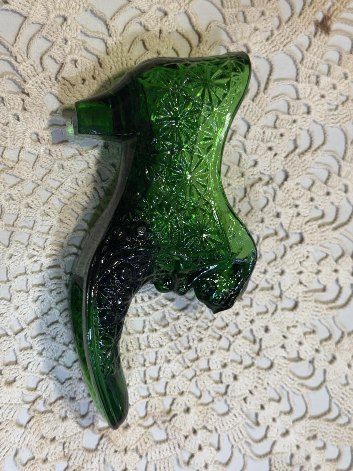 Vintage Cat Fenton Green Glitter Glass Daisy & Buttons Shoe Slipper Boot 6 in