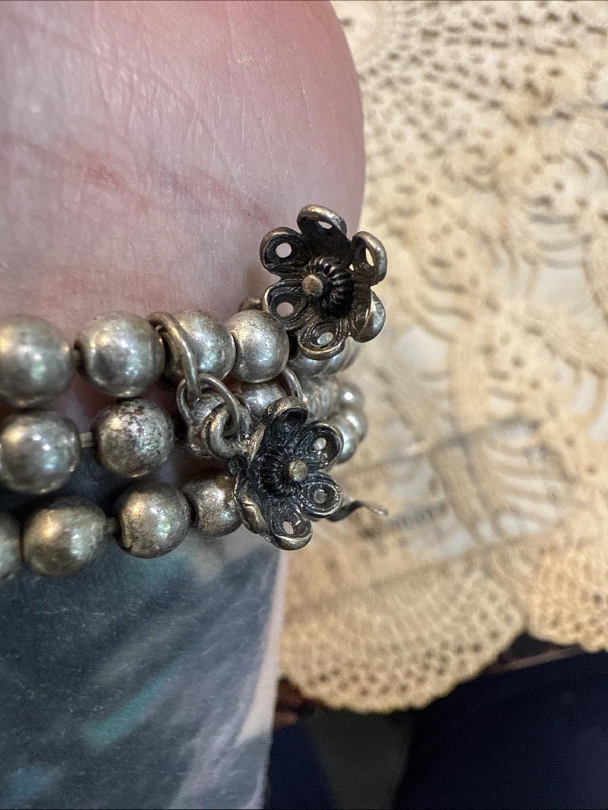 vintage stretch bracelet set Silver Toned Floral Flower And Leaves Rhinestone