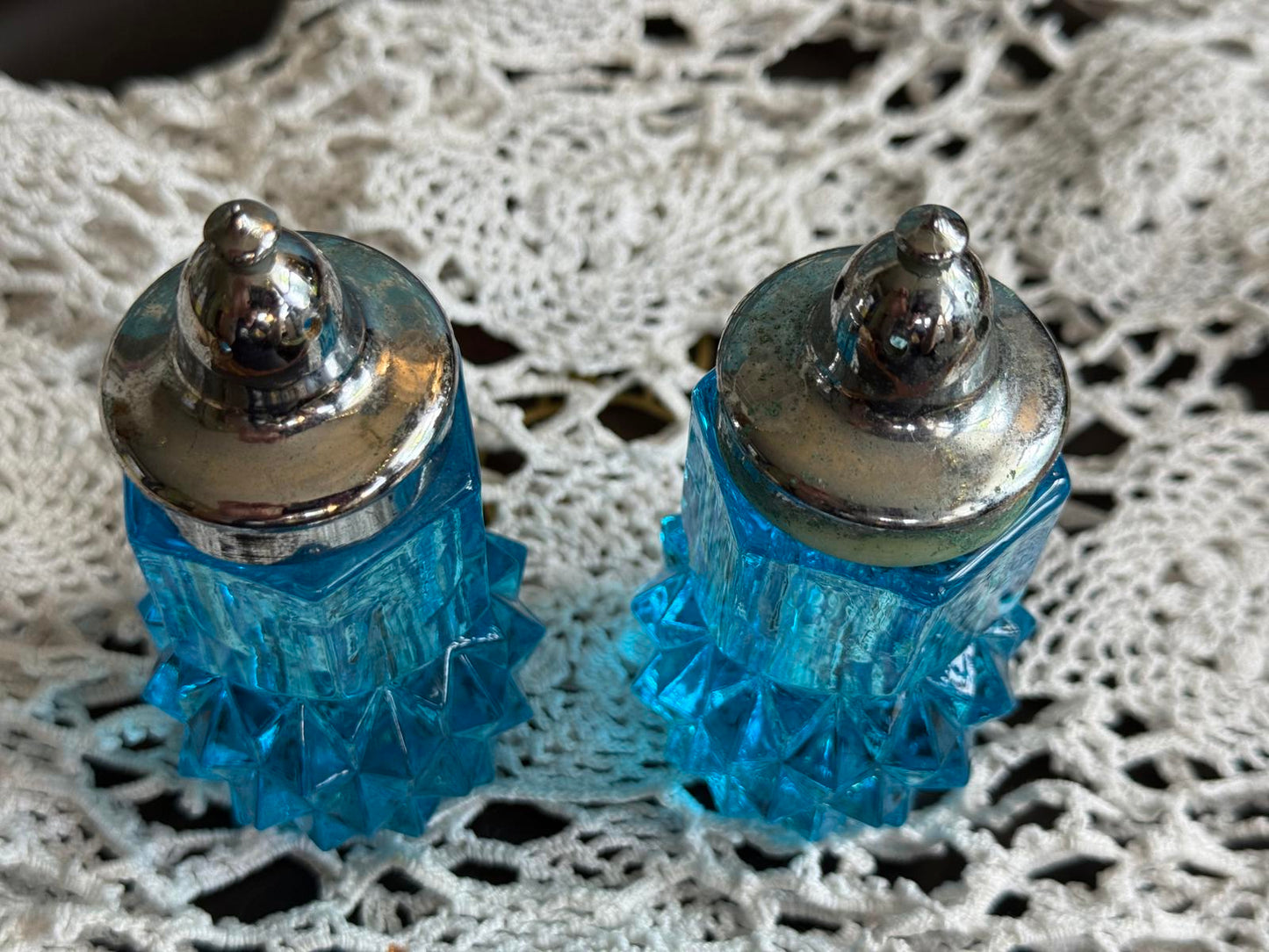 Vintage Aqua Blue Glass Salt & Pepper Shakers Indiana Glass Diamond