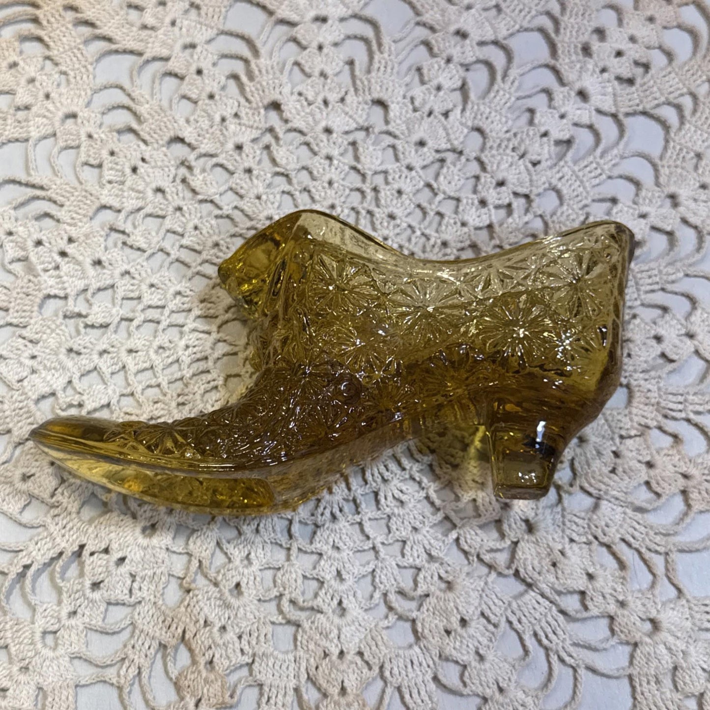 Fenton Cat Head Daisy & Button Amber Glass Shoe Art Glass Paperweight Yellow