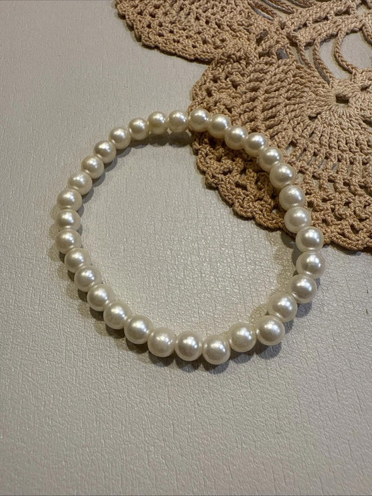 Faux Pearl Beaded Stretch Bracelet Vintage