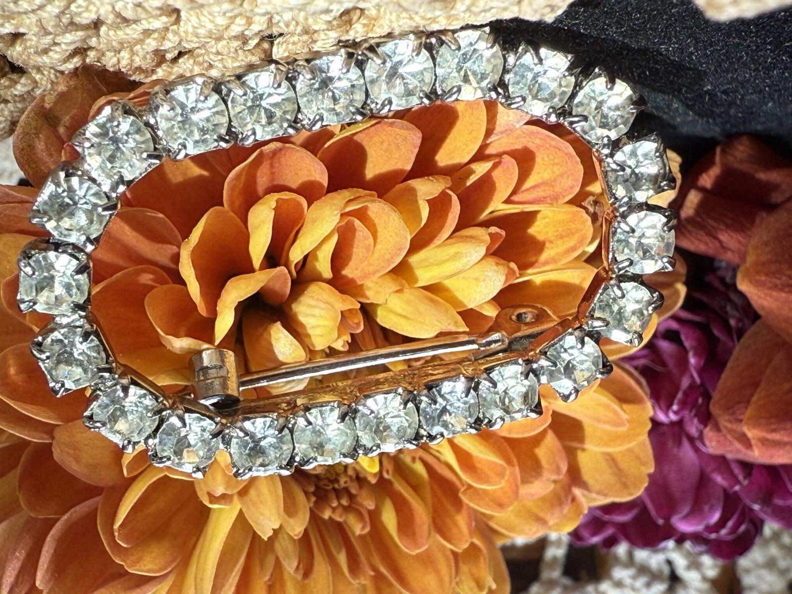 Vintage Rhinestone Oval Brooch Pin silver tone