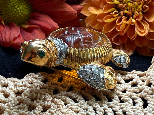Multicolored Sea Turtle Brooch Jeweled Rhinestone Gold Tone Amber Lucite Belly