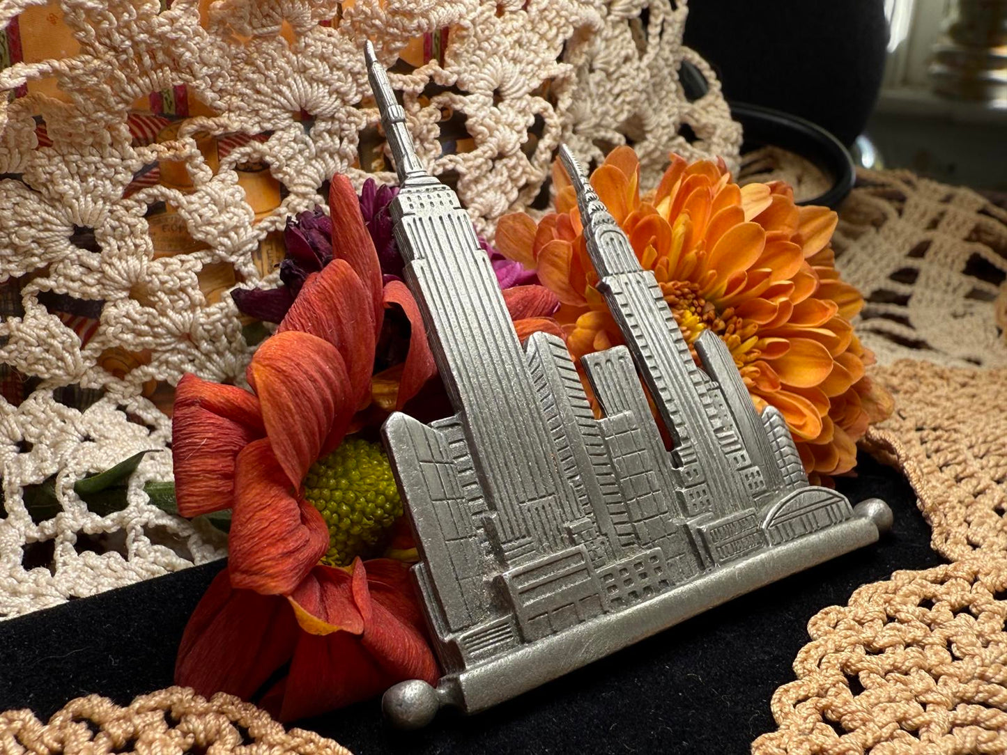 Miniature Pewter New York Skyline Brooch/Pin JJ 1988 Signed