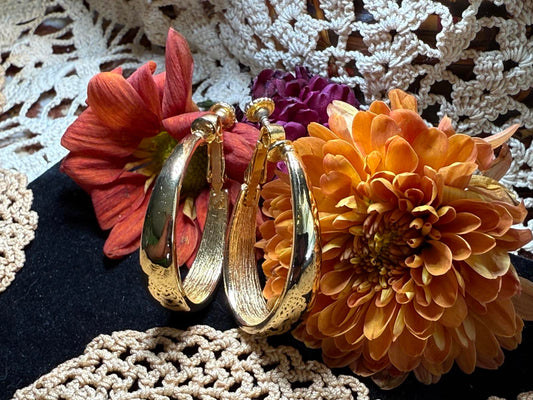 Vintage Gold Tone Hoop Screw Back Clip On Large Earrings