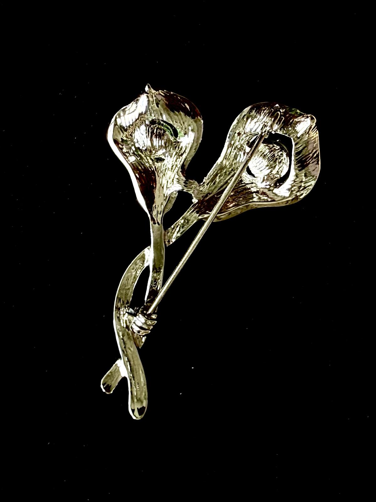 Vintage Calla Lily Silver Tone Rhinestones Pave & Faux Gray Pearls Brooch Pin