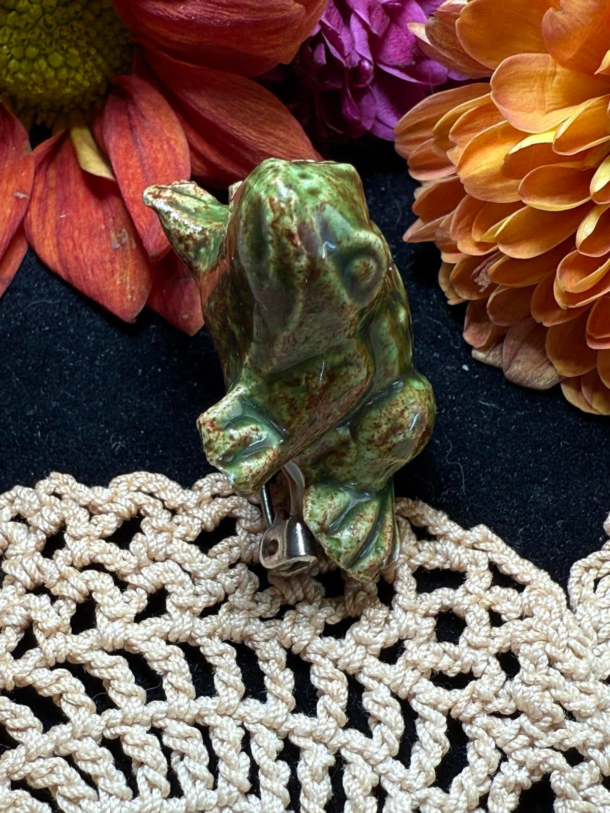 Vintage Coqui Frog Pin Brooch Coqui Green Ceramic